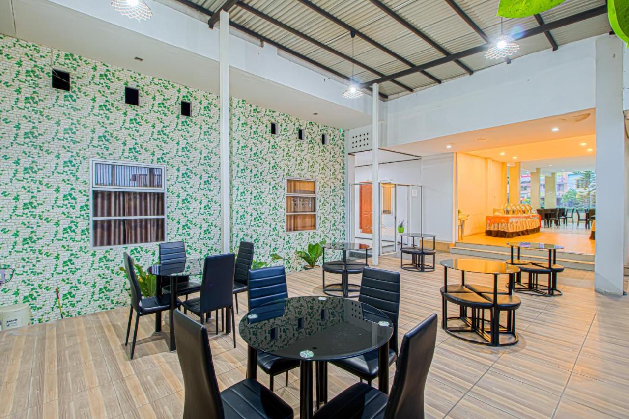 Grand Aceh Hotel Банда Ачех Екстериор снимка